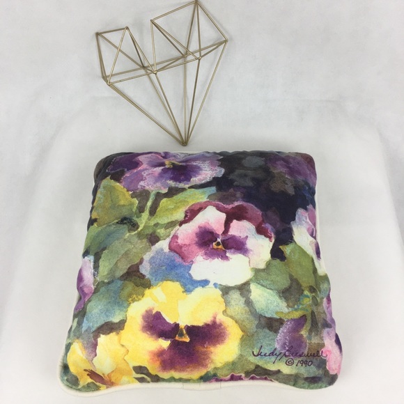 Judy Buswell 1990 Violets Watercolor Accent Pillow - Picture 4 of 4